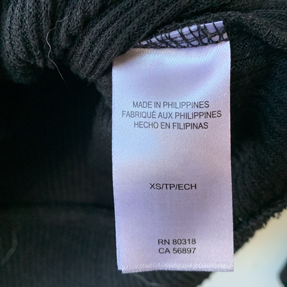 Lucky Brand Wrap Top - Picture 5 of 6